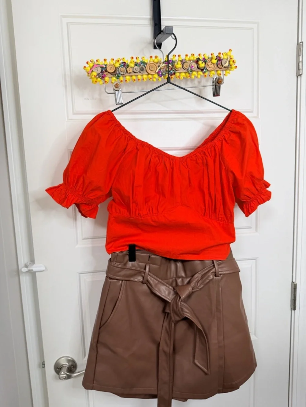 Outfit created from my closet @ Deftduck 🦆 🛍️🦆 - Picture 2 of 3